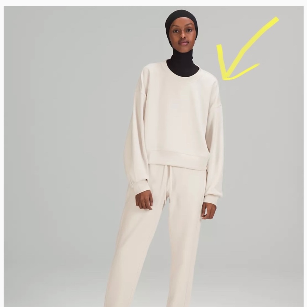 Cropped crew in white opal